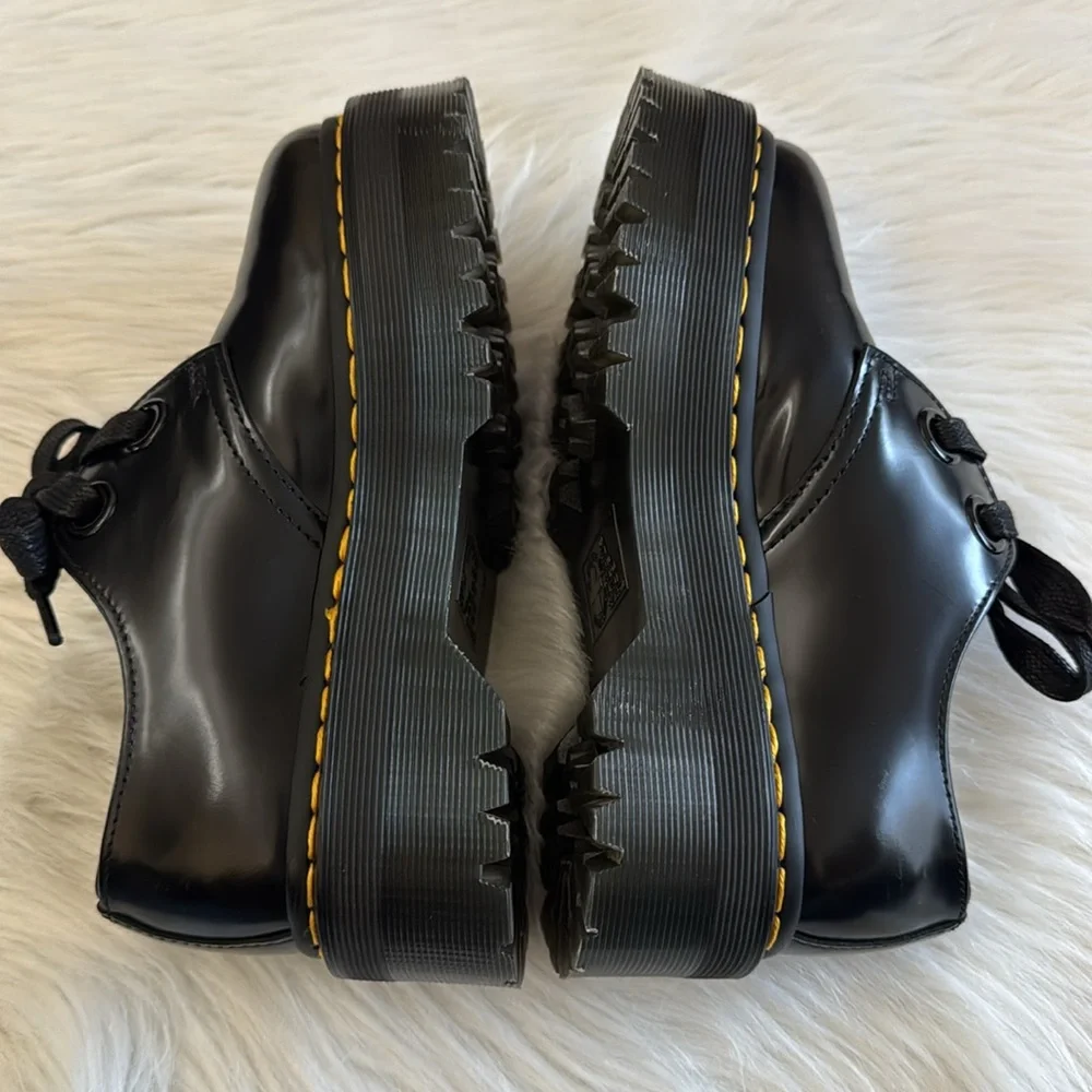 Dr. Martens excellent preowned